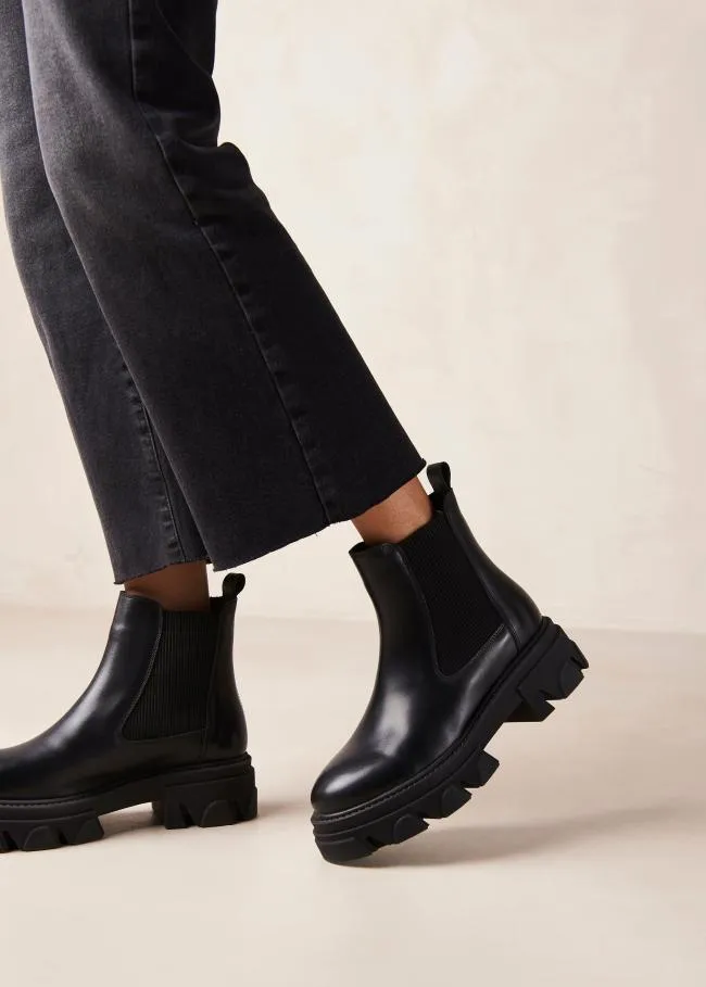ALOHAS Boots Berenice 8211 Black Leather Chelsea Boots 8211 Women