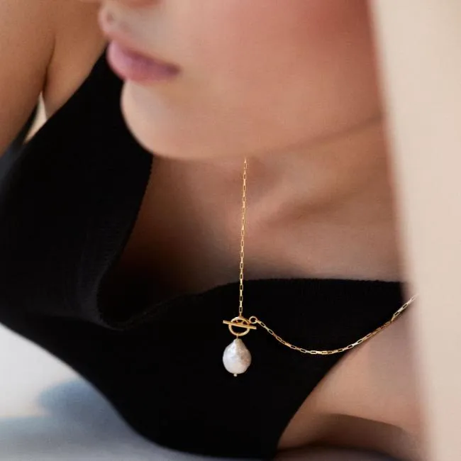 ALOHAS Jewelry Teardrop 8211 Pearl And Gold Necklace 8211 Women