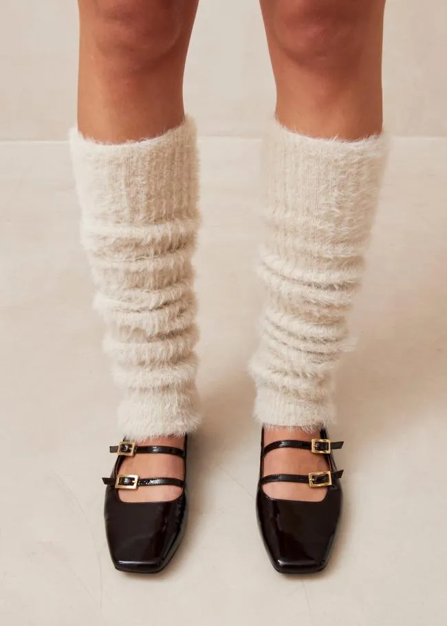 ALOHAS Knitwear Frannie 8211 Ecru Knitted Legwarmers 8211 Women