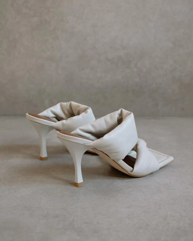 ALOHAS Mules Twist Strap 8211 OffWhite Leather Mules 8211 Women