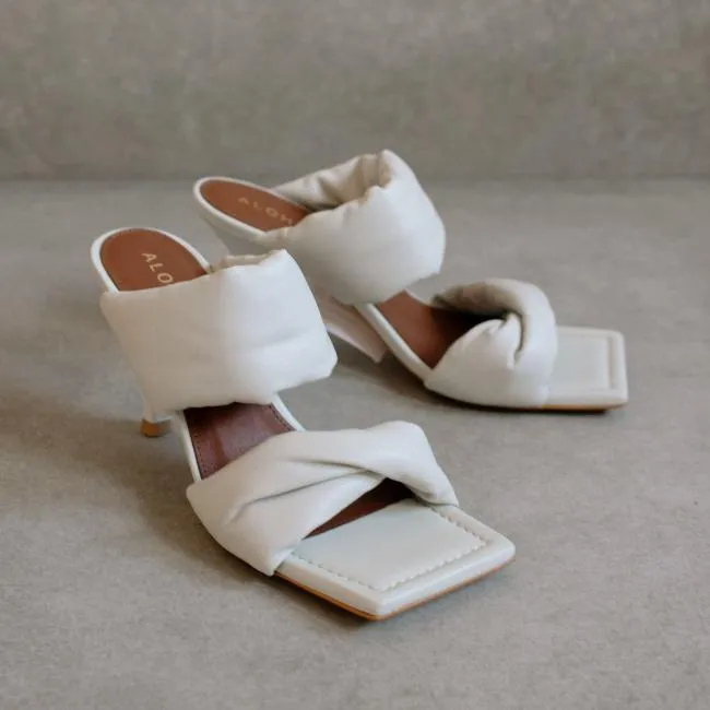 ALOHAS Mules Twist Strap 8211 OffWhite Leather Mules 8211 Women