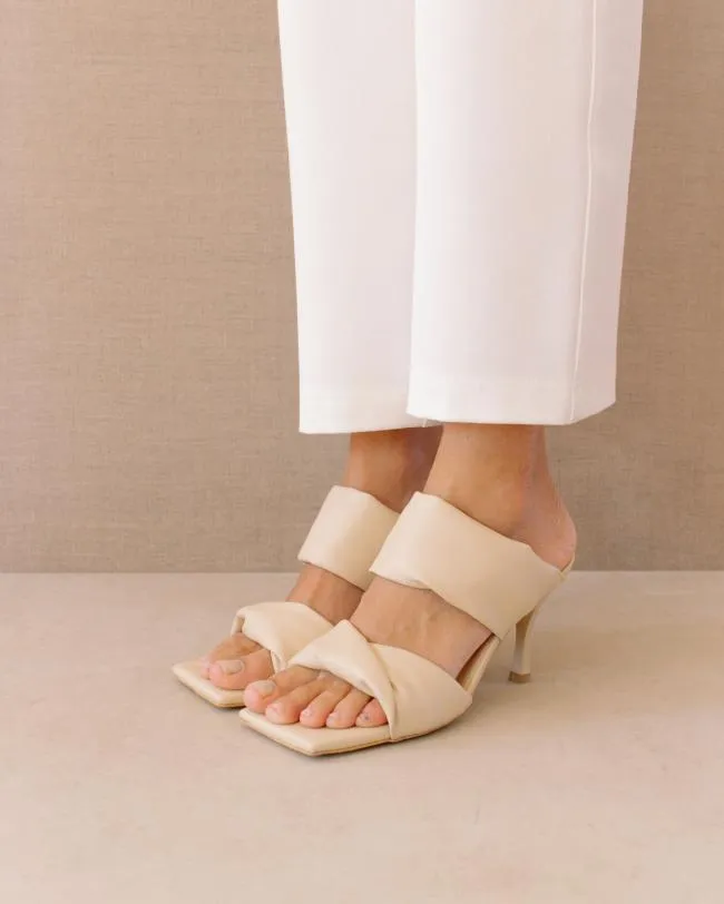 ALOHAS Mules Twist Strap Corn 8211 White Vegan Leather Mules 8211 Women