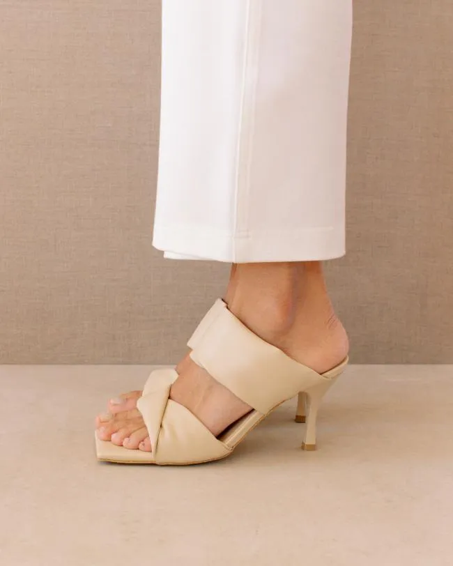 ALOHAS Mules Twist Strap Corn 8211 White Vegan Leather Mules 8211 Women
