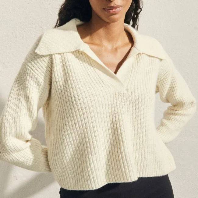ALOHAS Sweaters and Cardigans Airliner 8211 White Knit Top 8211 Women