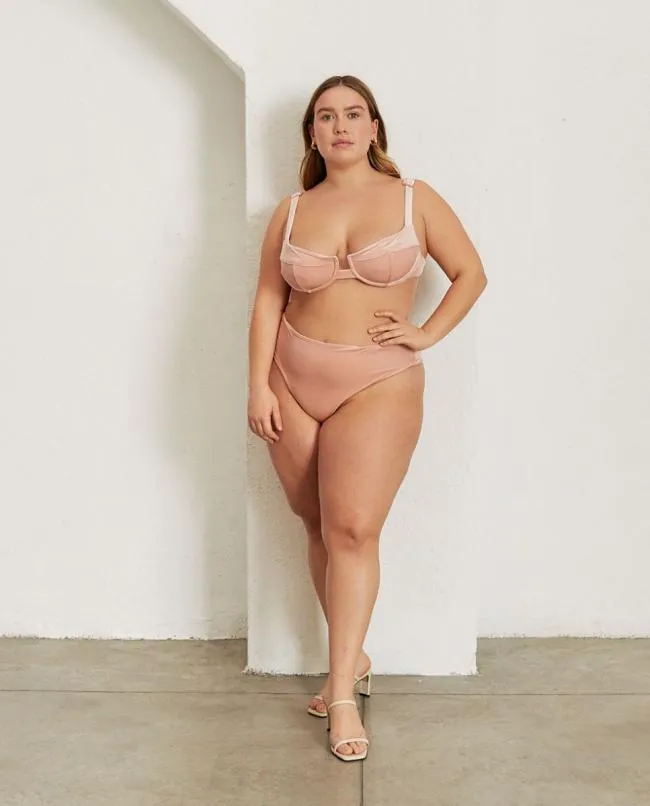 ALOHAS Swimwear The Loop 8211 Pink Velvet Bikini Top 8211 Women