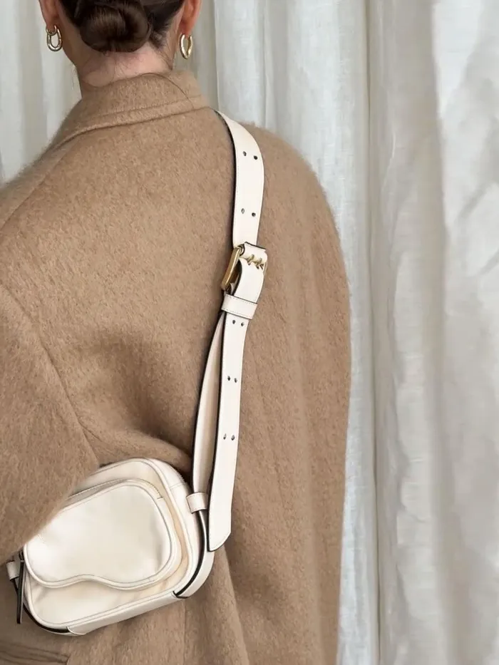 ATP Atelier Shoulder Bags Vicenza Linen Nappa Pocket Bag Linen 8211 Women
