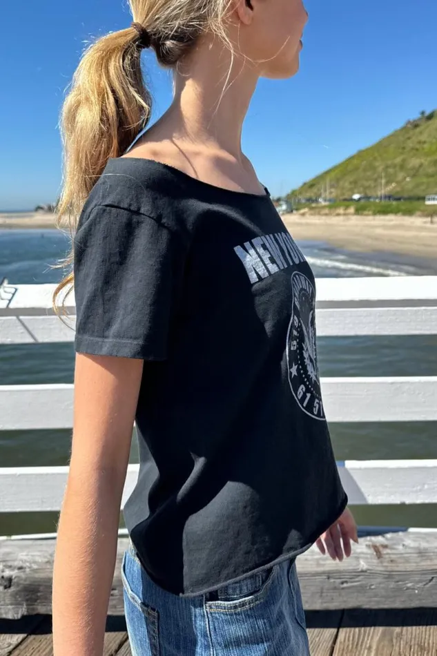 Brandy Melville Graphics Robyn New York Top Black 8211 Women