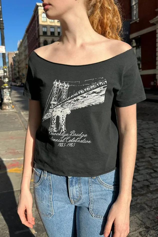 Brandy Melville Tops Robyn Brooklyn Bridge Top Faded Noir 8211 Women