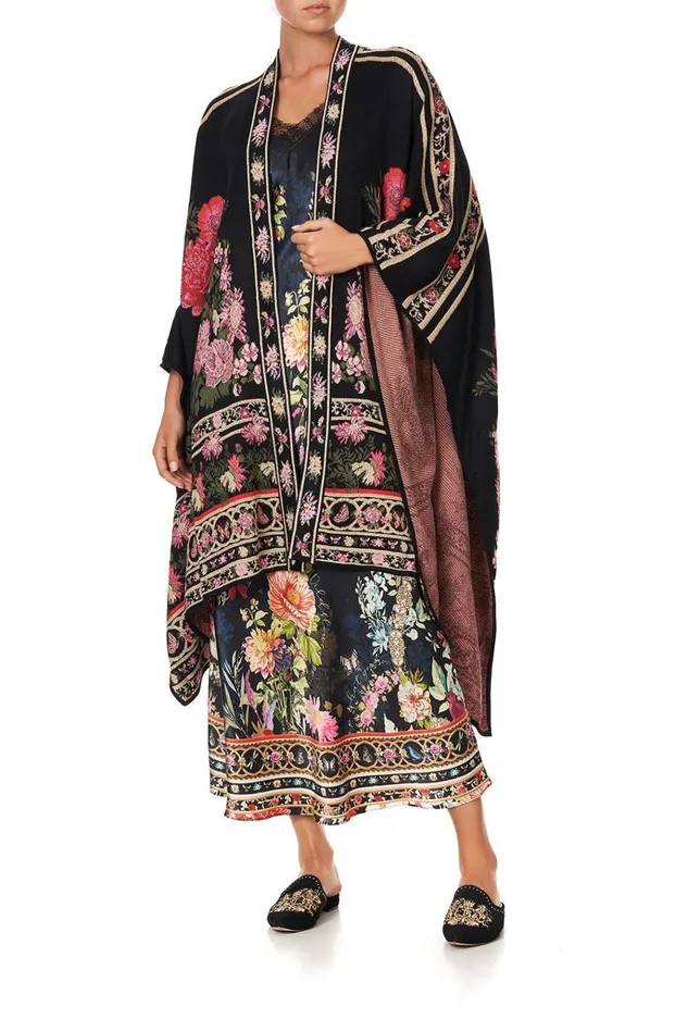 Camilla Modest Clothing Women Throw Over Hampton Hive