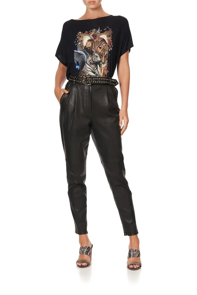 Camilla Tees Women Loose Fit Boxy Tee Montagues Capulet