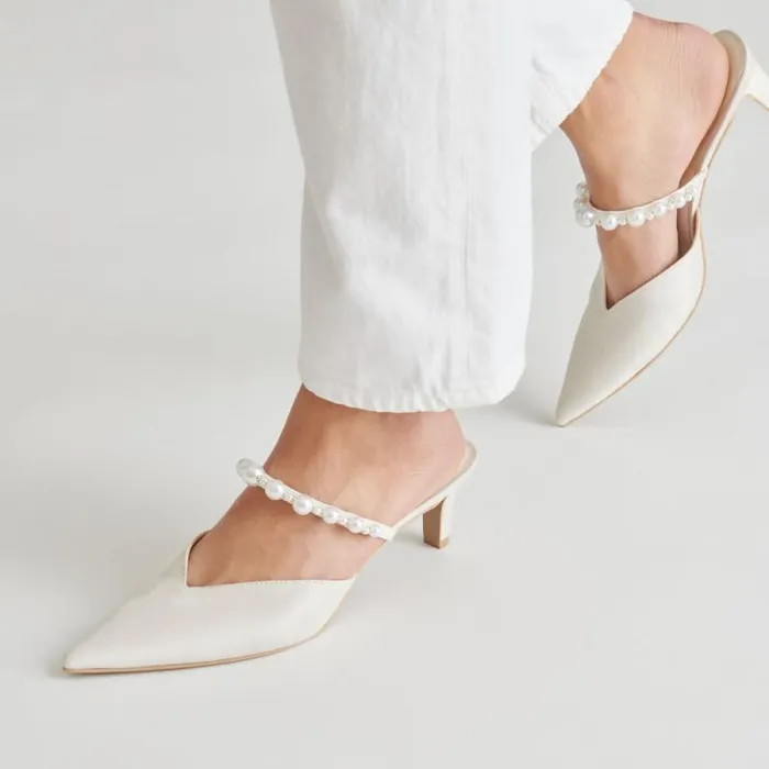 Dolce Vita Kanika Pearl Mid Heels Vanilla Pearls Women Mules and Clogs