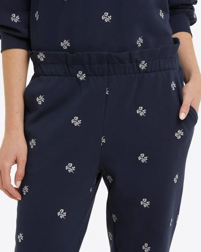Draper James Lounge and Pajamas Women Bobbie Sweatpants In Navy Embroidered Viola