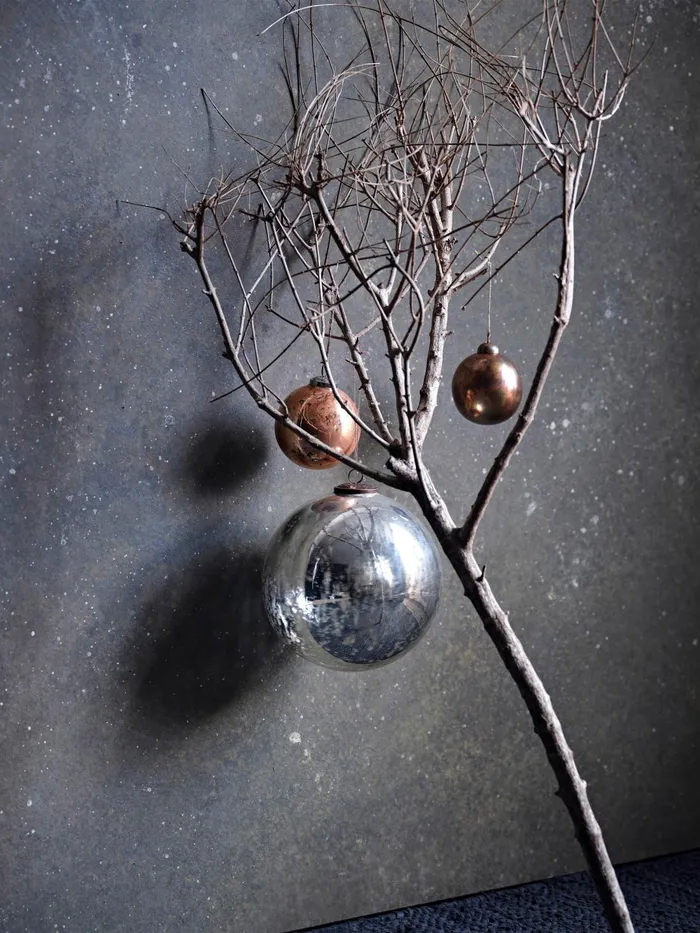 French Connection Large Celestial Bauble Silver Home Home Accessories