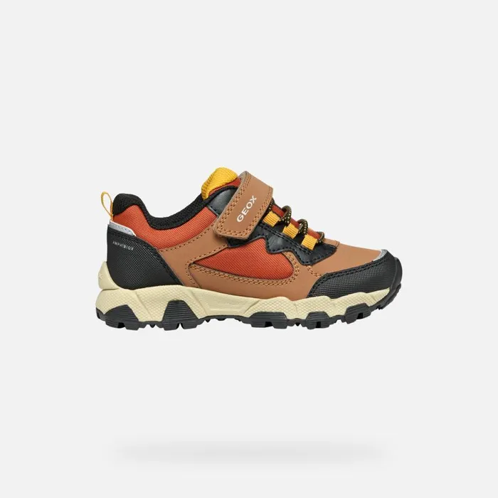 Geox Sneakers MAGNETAR ABX JUNIOR Light BrownBlack Waterproof Trainers Light Brownblack 8211 Kids