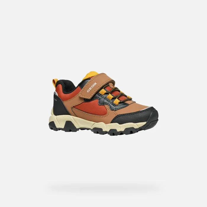 Geox Sneakers MAGNETAR ABX JUNIOR Light BrownBlack Waterproof Trainers Light Brownblack 8211 Kids