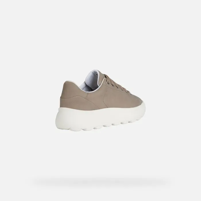 Geox Sneakers SPHERICA EC41 B Low Top Sneakers Sand Woman Geox Sand 8211 Woman