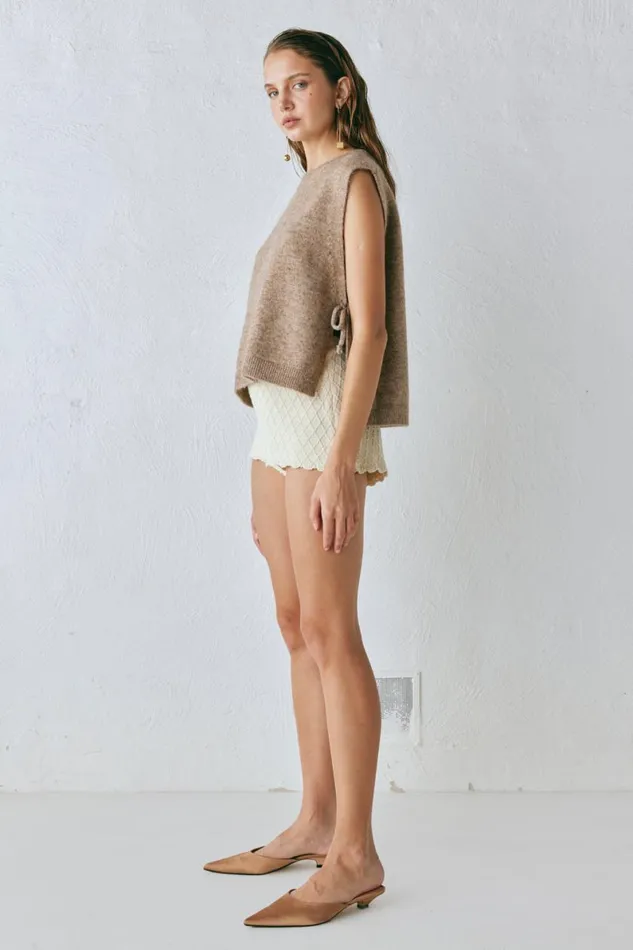 JumpersSweaters Women VRG GRL Molly Knit Vest Taupe JumpersSweaters Women VRG GRL Molly Knit Vest Taupe
