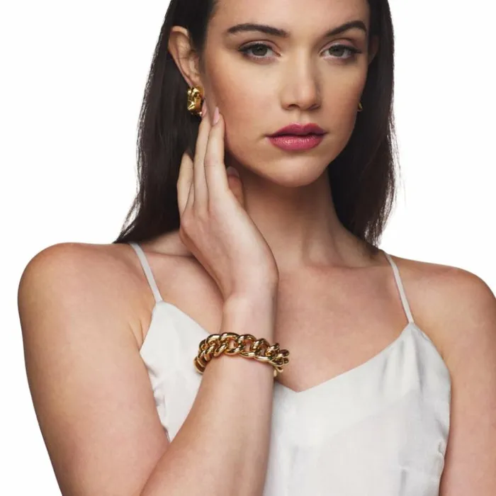 Kenneth Jay Lane Metallic Finish Bracelets Women Polished Gold Large Link Bracelet Kenneth Jay Lane Metallic Finish Bracelets Women Polished Gold Large Link Bracelet