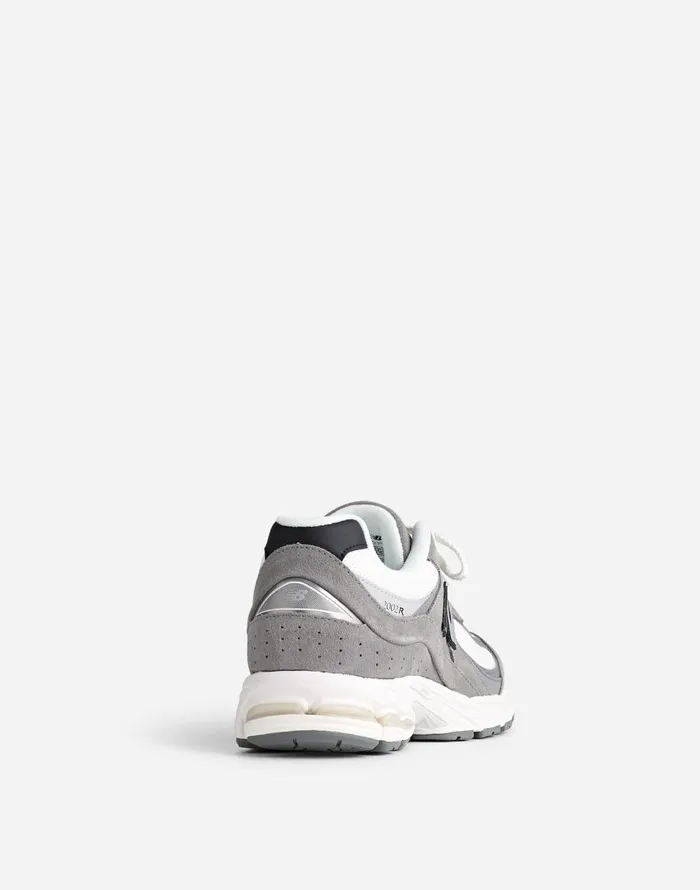 Madewell New Balance 2002R Sneakers Harbor Grey Black Sea Salt Men Sneakers
