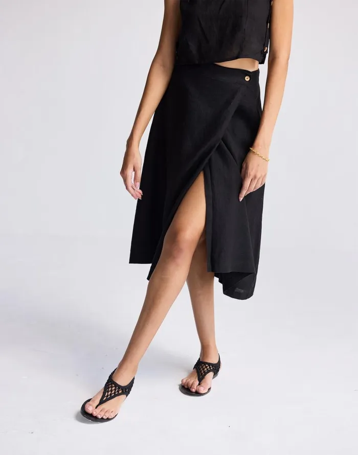 Madewell Reistor Overlap Midi Skirt In 100 Black Hemp Black Women Skirts
