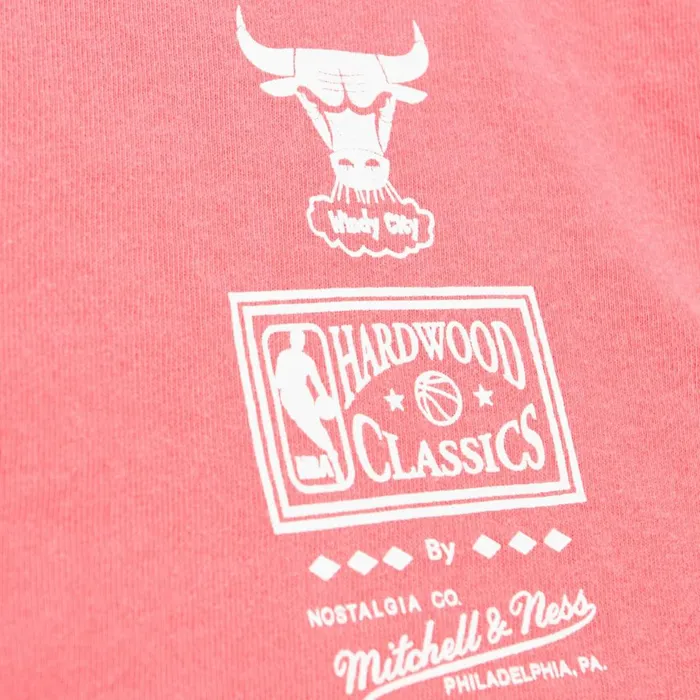 Men039s TShirts and Tops Mitchell and Ness Golden Hour Glaze SS Tee Chicago Bulls Men039s TShirts and Tops Mitchell and Ness Golden Hour Glaze SS Tee Chicago Bulls