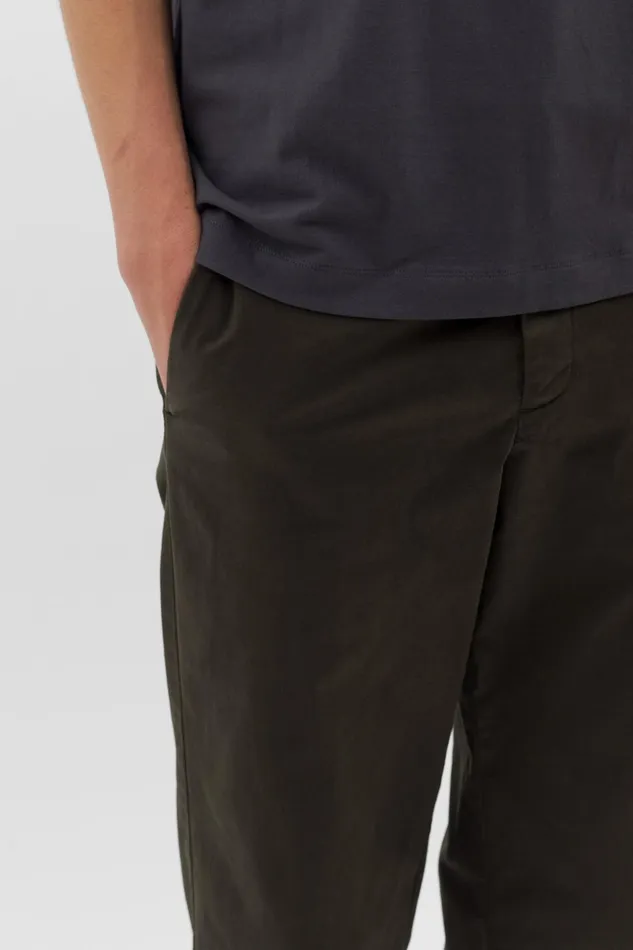 Men Norse Projects Trousers Aros Regular Italian Brushed Twill Chino Beech Green