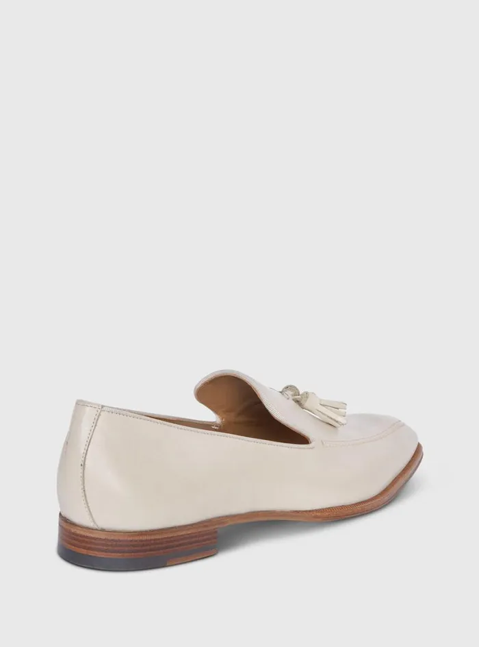 Men Paul Stuart Loafers Major Leather Tassel Loafer Ivory