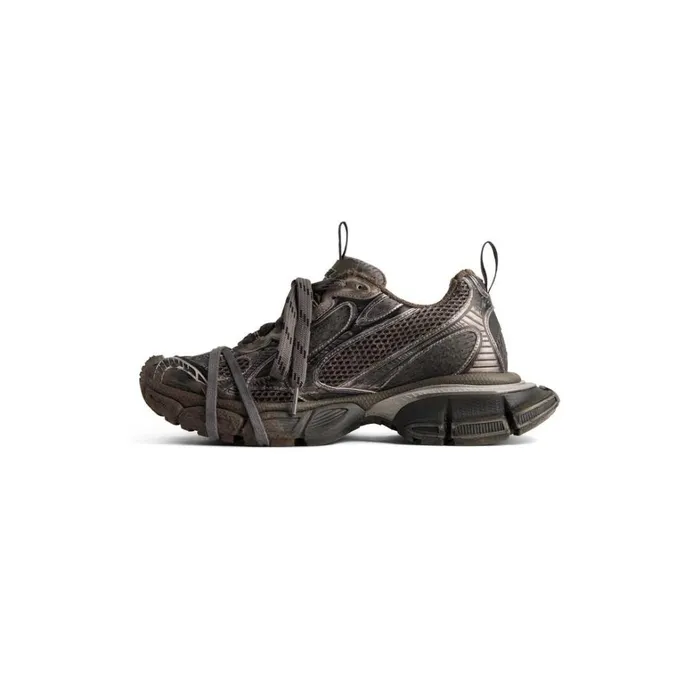 Men Trainers Balenciaga 3xl Trainers Wornout In Brown
