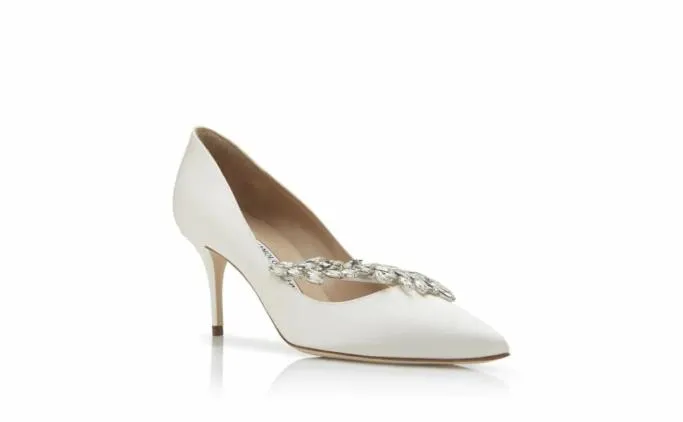 Pumps Women Manolo Blahnik NADIRA 70White Satin Jewel Buckle Pumps Pumps Women Manolo Blahnik NADIRA 70White Satin Jewel Buckle Pumps