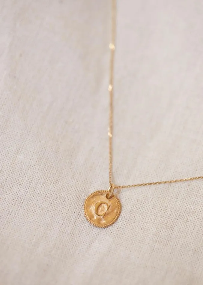 Szane Necklaces Womens Sara Pendant 8211 9carat Gold Letter C
