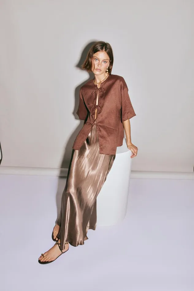 Short Sleeve Women VRG GRL Naomi Linen Smock Top Umber Short Sleeve Women VRG GRL Naomi Linen Smock Top Umber