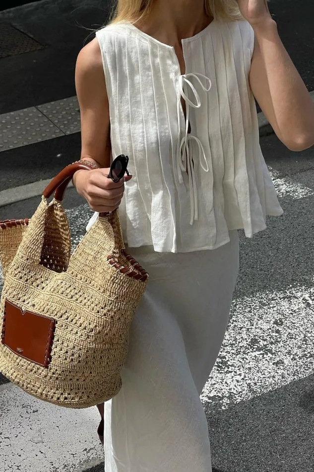Sleeveless Women VRG GRL Valeria Linen Top White