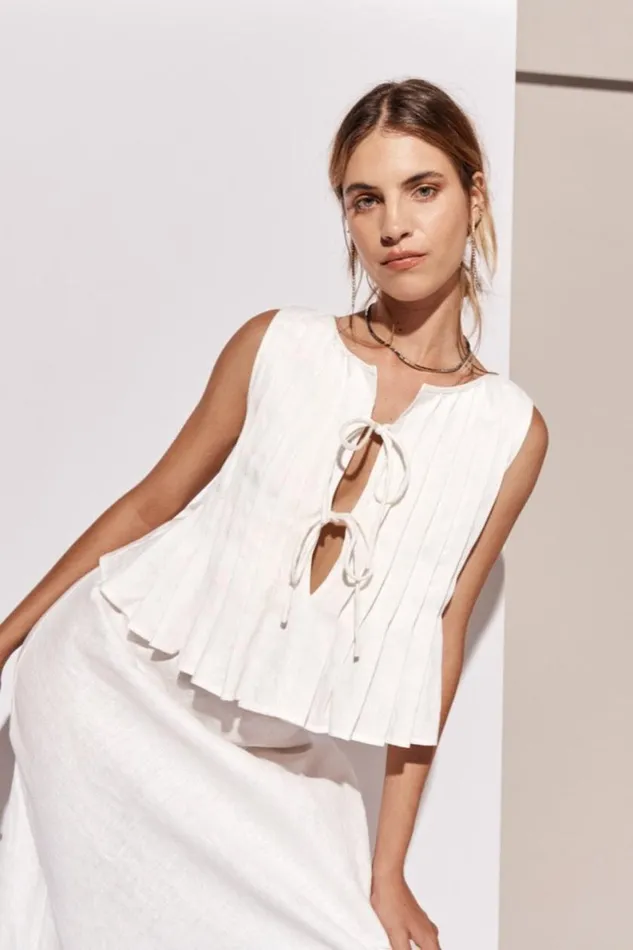 Sleeveless Women VRG GRL Valeria Linen Top White Sleeveless Women VRG GRL Valeria Linen Top White