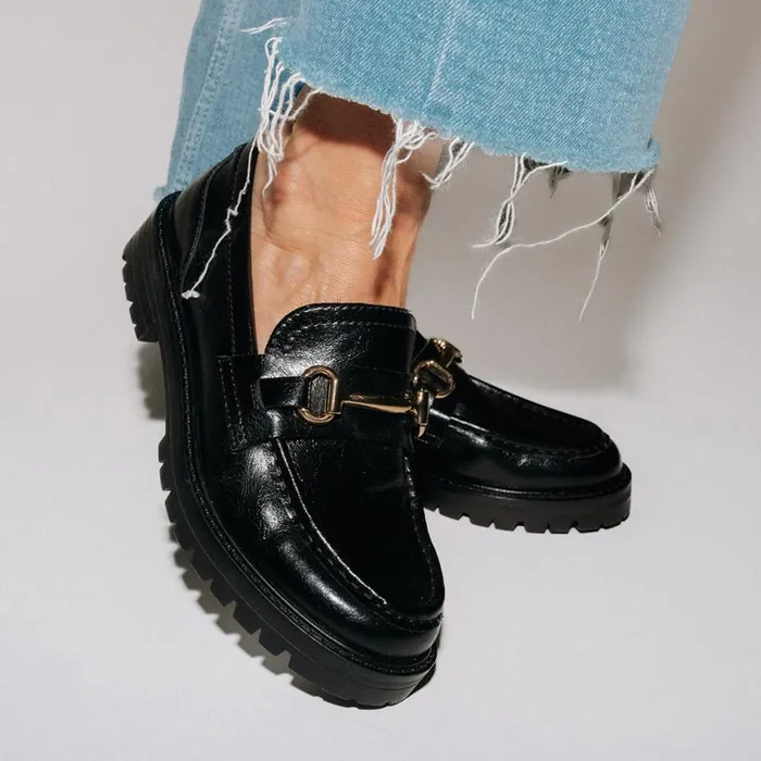 Steve Madden Mistor Black Leather Womens Loafers and Flats