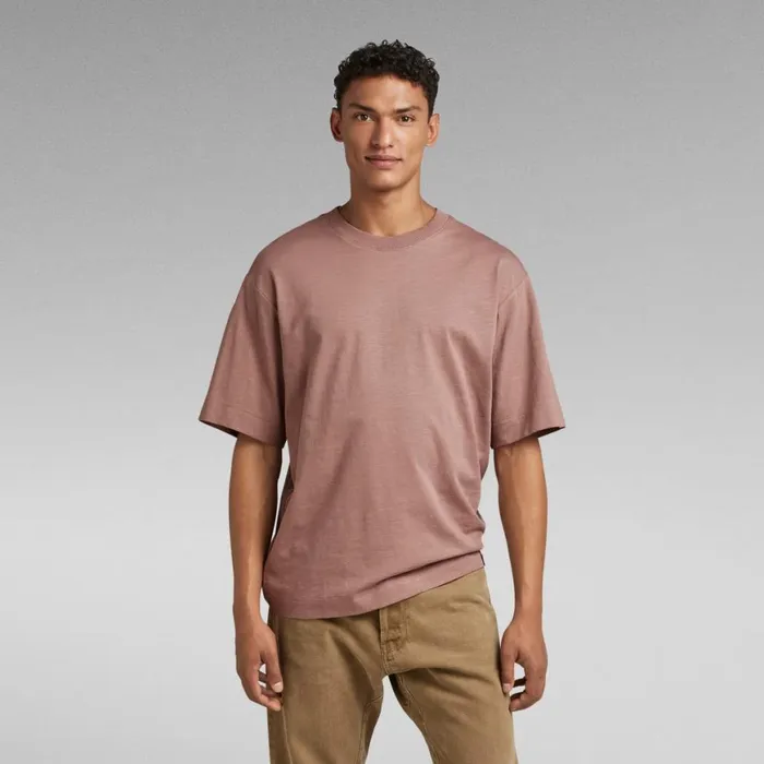 TShirts and Polos Men GStar RAW Oversized Boxy TShirt Essential Chocolate Berry TShirts and Polos Men GStar RAW Oversized Boxy TShirt Essential Chocolate Berry