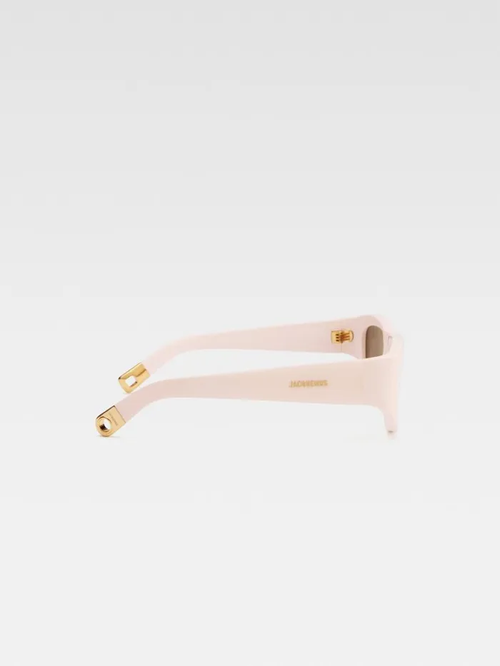 The Pilota Sunglasses Light Beige WomenMen JACQUEMUS Sunglasses The Pilota Sunglasses Light Beige WomenMen JACQUEMUS Sunglasses
