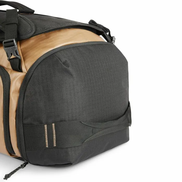 WomanMen WILDPATH DUFFLE 55 Picture Organic Clothing Gear Bags and Luggages