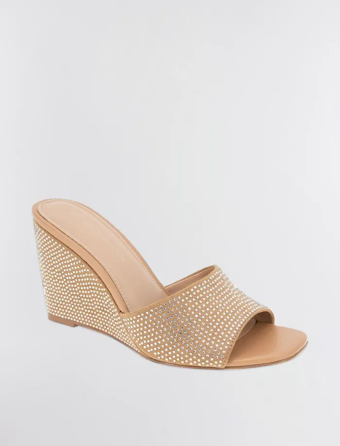 Women BCBG Shoes Giani Wedge Sandal Tanclear
