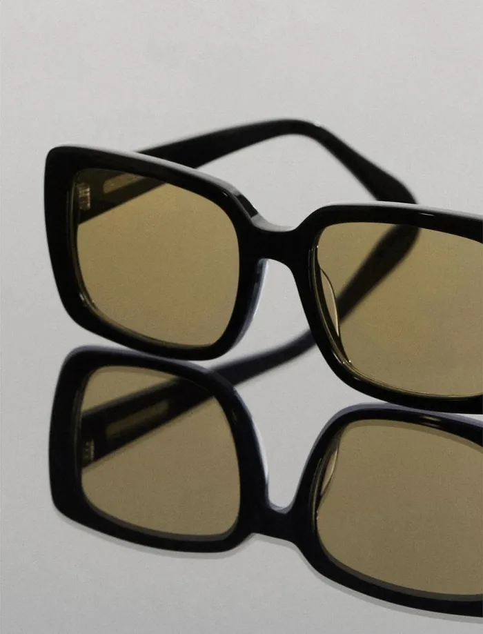 Women BCBG Sunglasses 1982 Rectangle Sunglasses Black Wlight Brown Lens