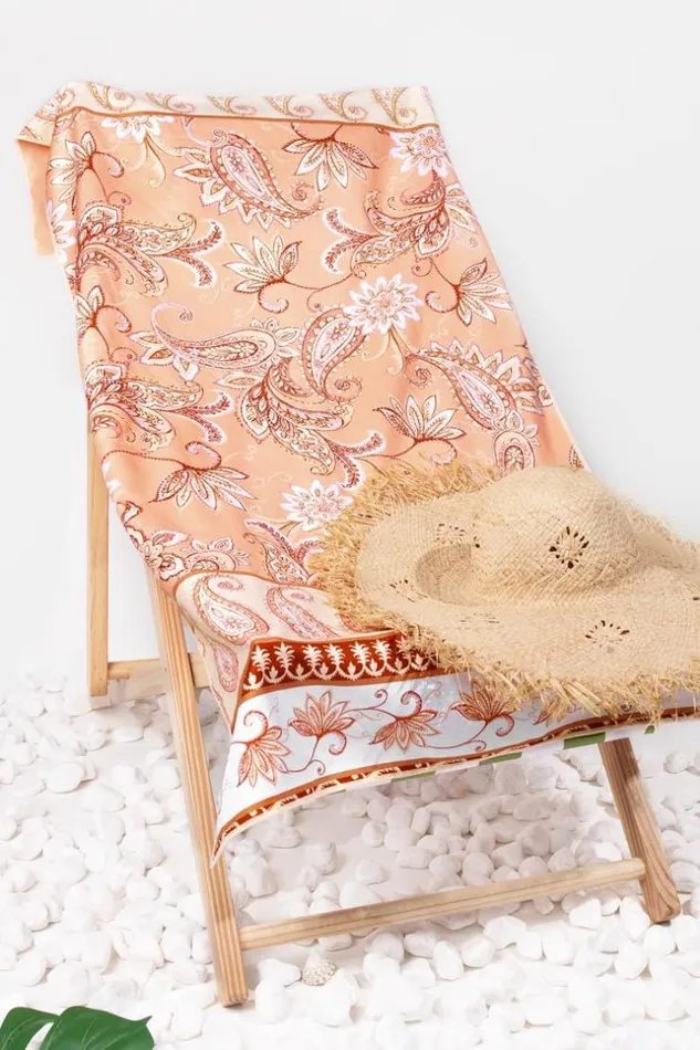 Women Beach Blankets Cupshe Keepsake Paisley Beach Blanket Multicolor