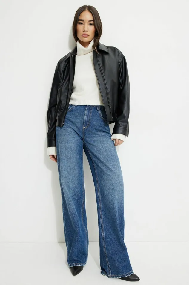Women Dynamite Sweaters and Cardigans Heavenlyarn Cropped Turtleneck Sweater Beige