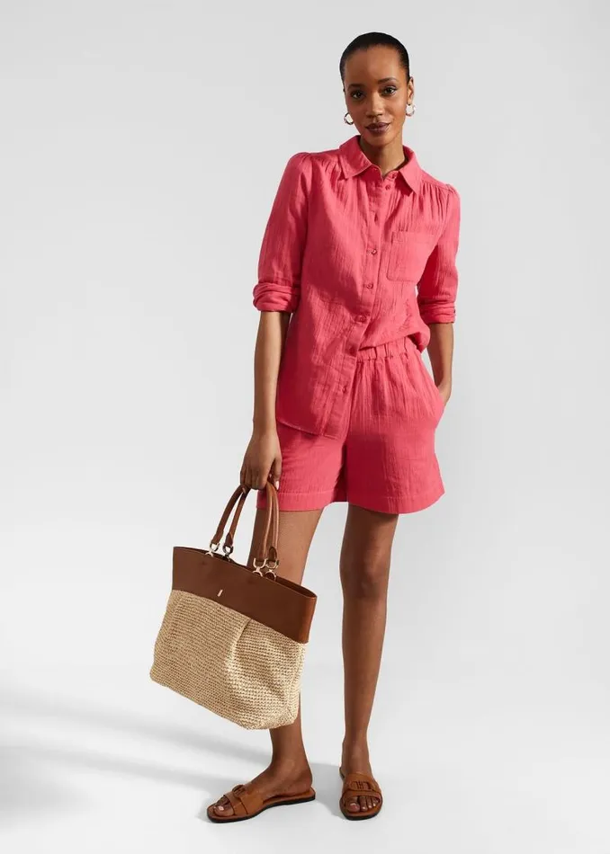 Women HOBBS Trousers Allie Shorts Wild Berry Pink