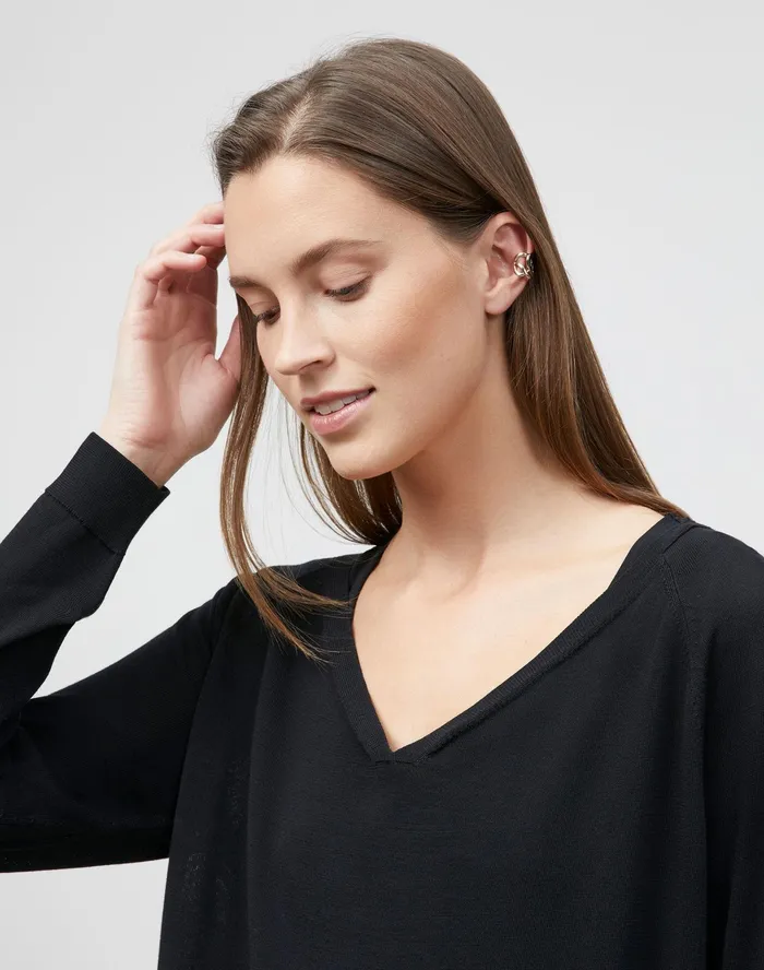 Women Lafayette 148 New York Sweaters Petite Cotton Crepe Plaited VNeck Sweater Black