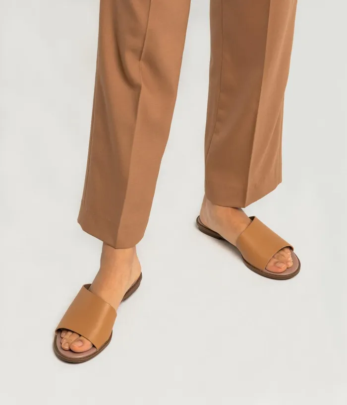 Women Lunna Vegan Sandals Nude Matt and Nat Sandals
