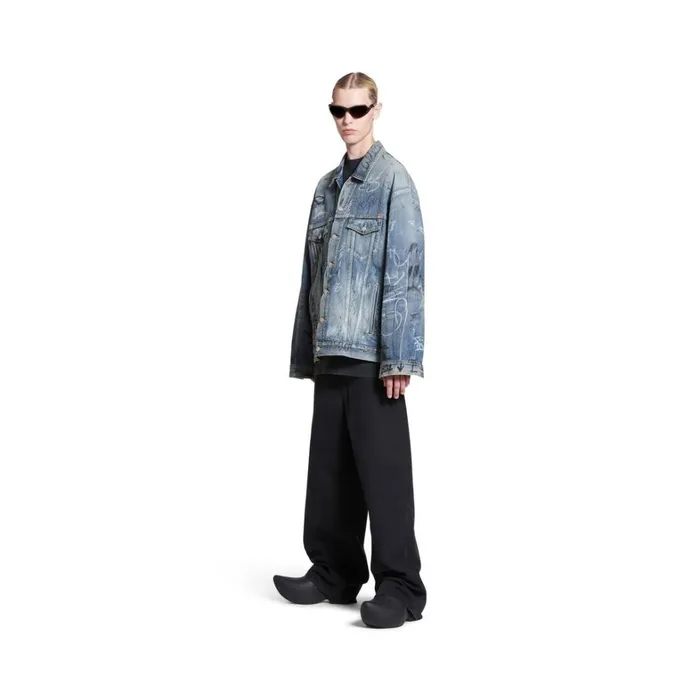 WomenMen Coats and Jackets Balenciaga Graffiti Oversized Jacket In Light Blue WomenMen Coats and Jackets Balenciaga Graffiti Oversized Jacket In Light Blue