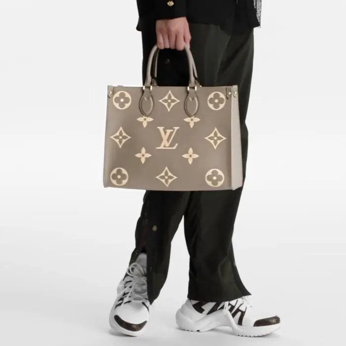 Women Onthego Bag Louis Vuitton Louis Vuitton OnTheGo MM M45494 Dove Cream 8211 Louis Vuitton Handbag Store