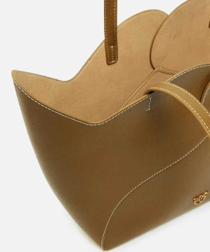 Women Shopping Bags Pinko Large Heart Shopper Bag In Leather Plantationantiquegold Women Shopping Bags Pinko Large Heart Shopper Bag In Leather Plantationantiquegold