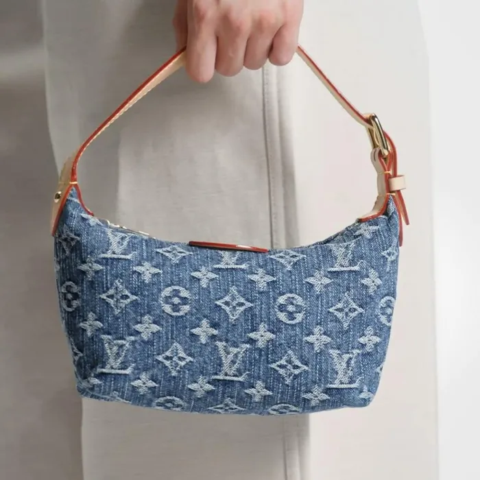 Women Shoulder and Totes Louis Vuitton Louis Vuitton M82949 Hills Pochette Denim Blue 8211 Louis Vuitton Handbag Store