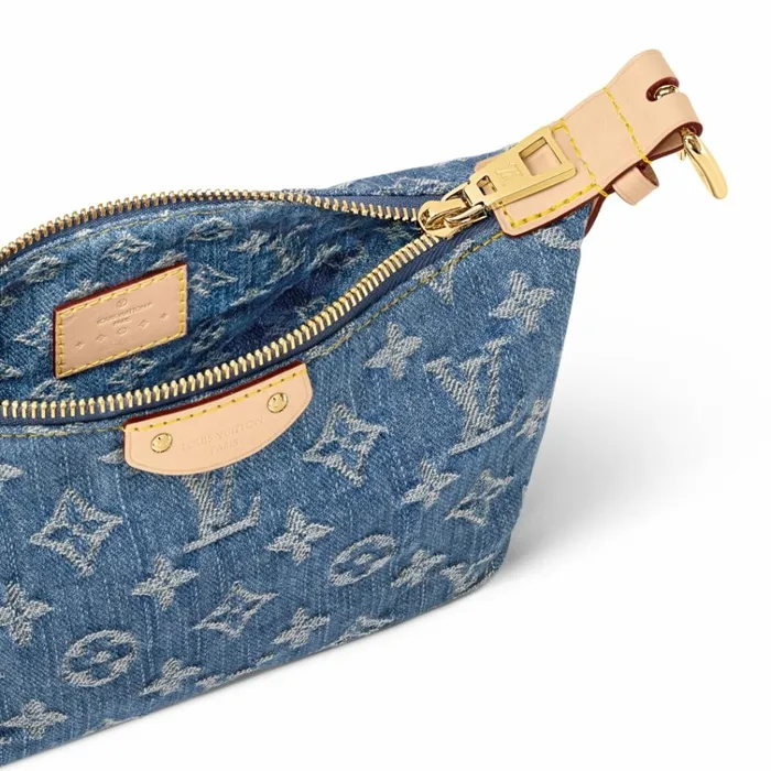 Women Shoulder and Totes Louis Vuitton Louis Vuitton M82949 Hills Pochette Denim Blue 8211 Louis Vuitton Handbag Store