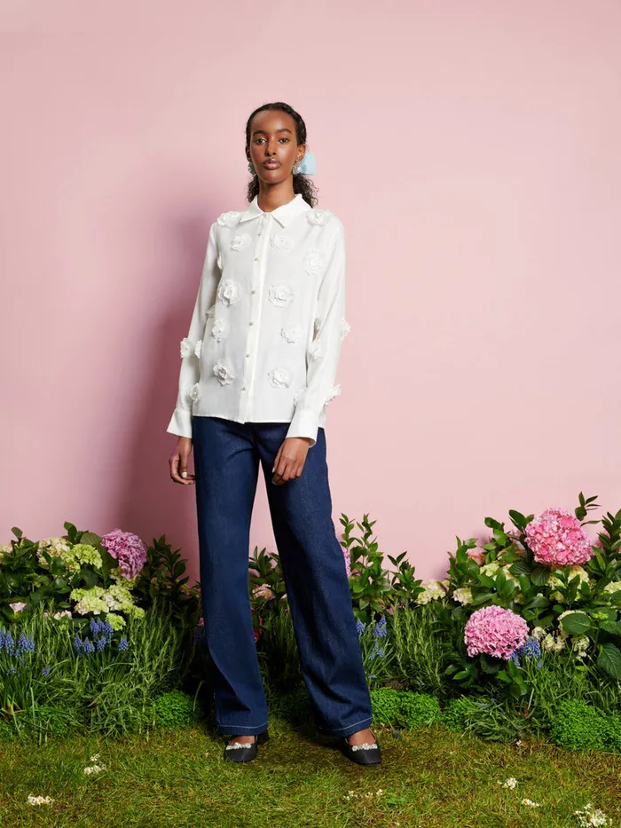 Women Sister Jane Tops DREAM Valley Flower Embellished Shirt Pearled Ivory